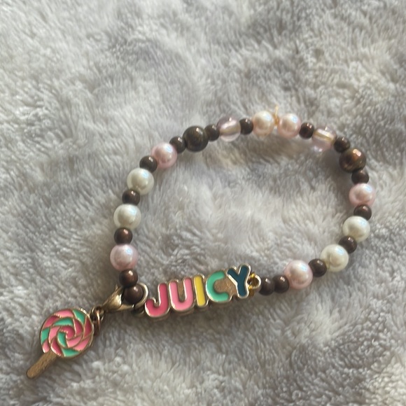 Bracelets - Picture 2 of 4